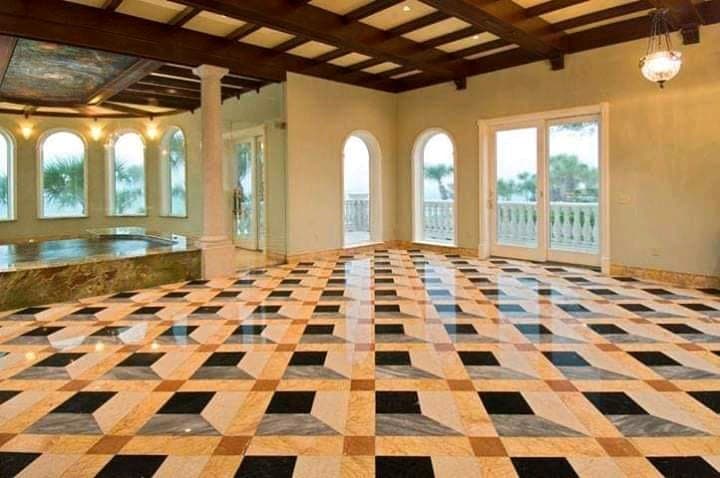 الصالات المفتوحة قيد الإنشاء