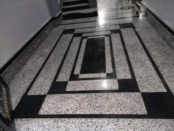 أطراف وزخارف السيراميك والرخام